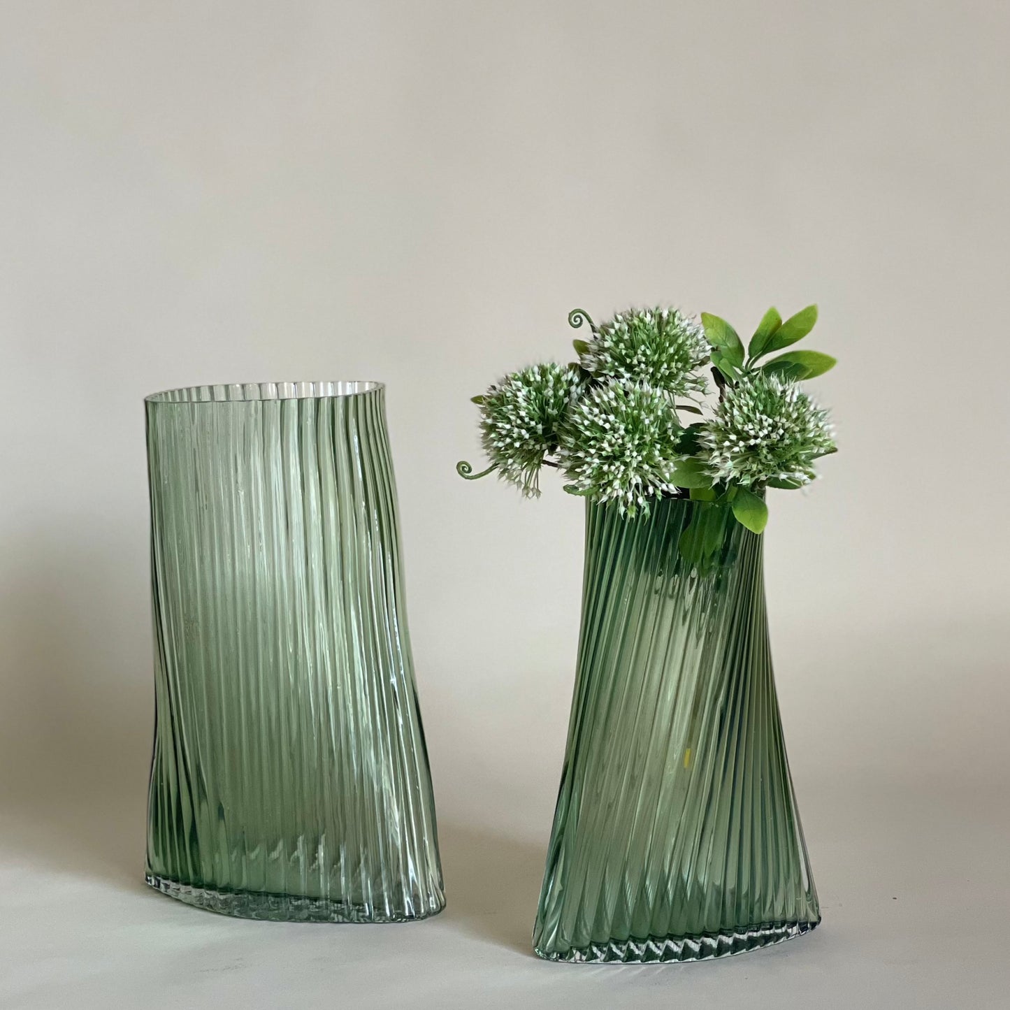 Mangata Green vase (Small)