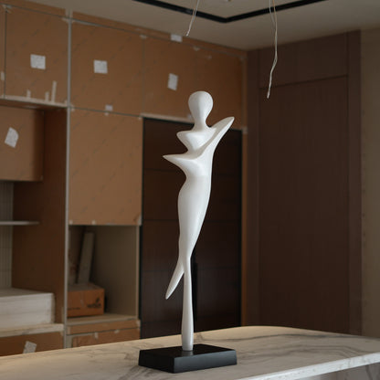 Mi Amor Metal Lady Sculpture (White)