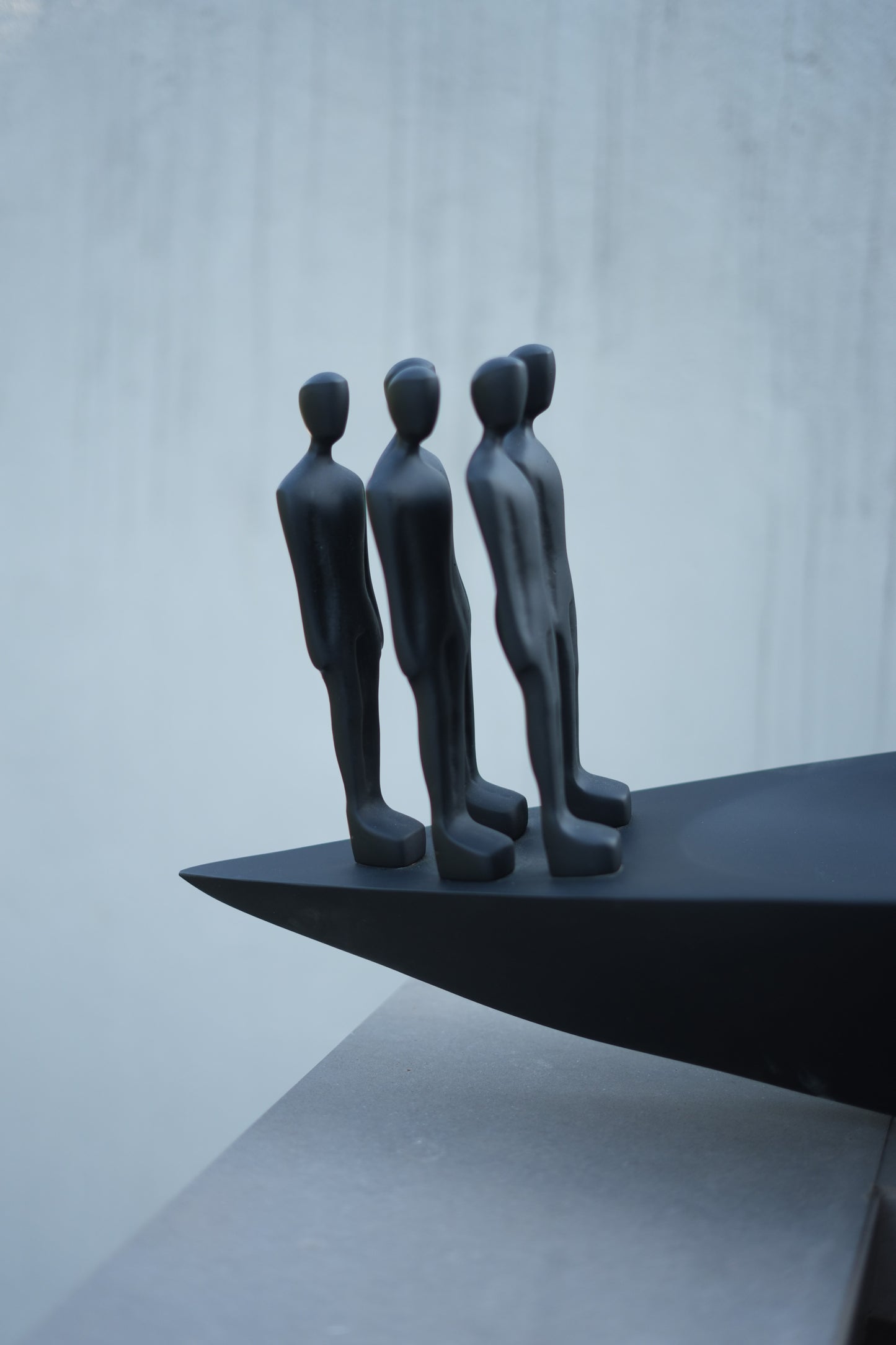 Savious Boat Men Sculpture For Living Room