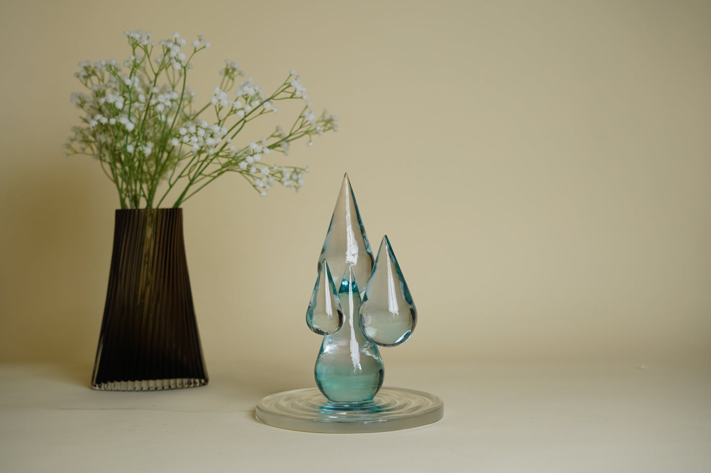 Roscida Dew Drop Showpiece