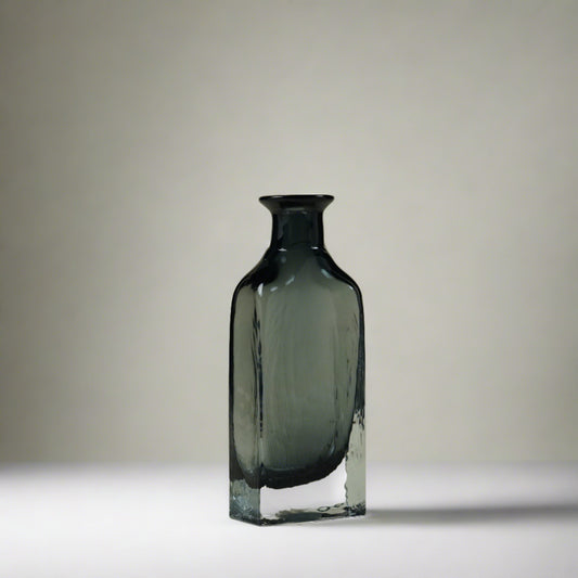 Viridis Sleek Black Glass Vase (Small)