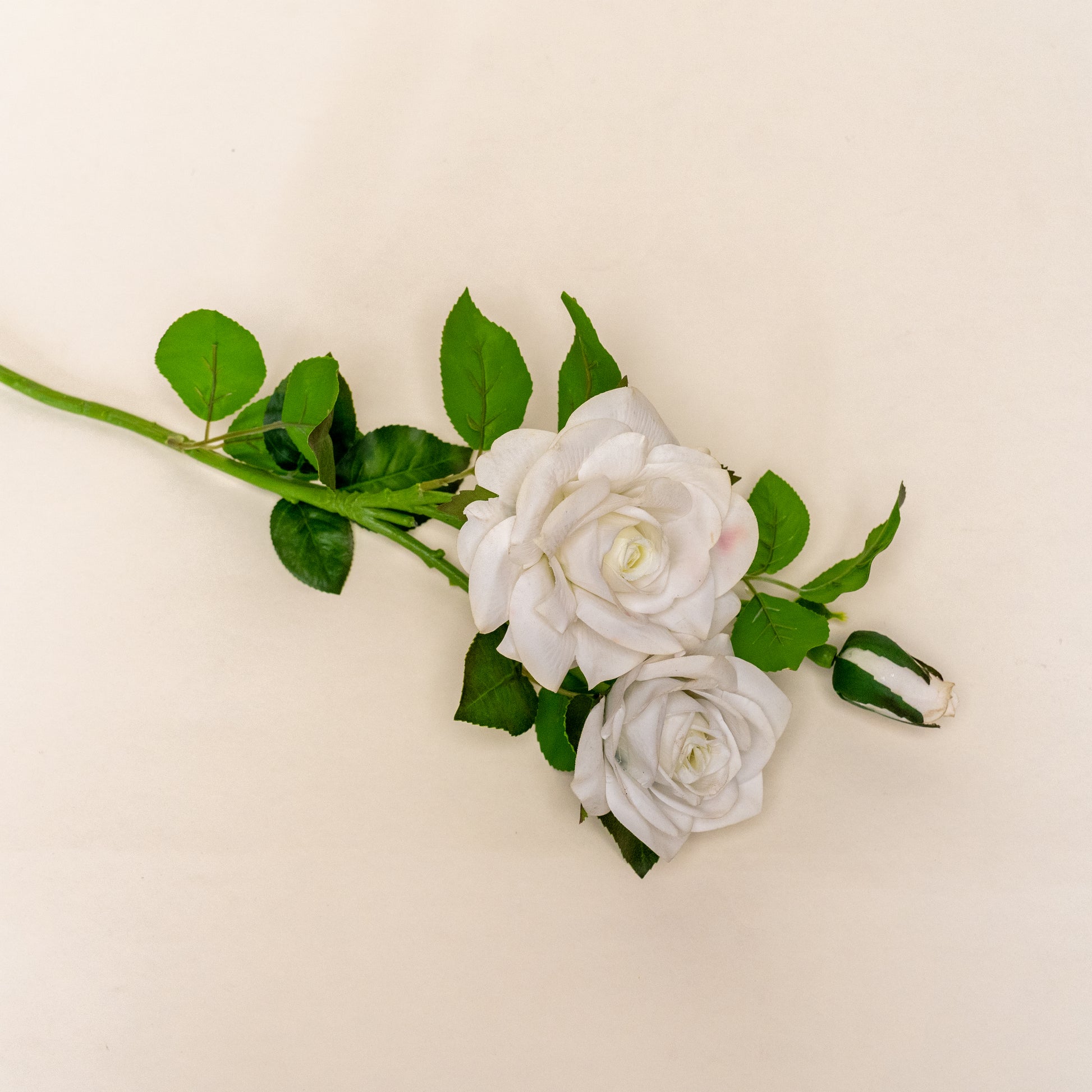 White Rose Bunch Artificial Flower Stem – The Decor Circle