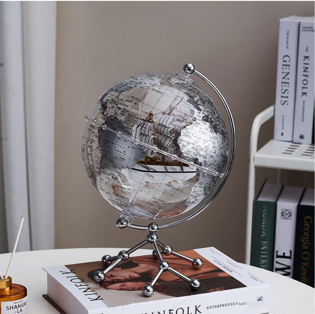Indomitus Glass Globe Showpiece