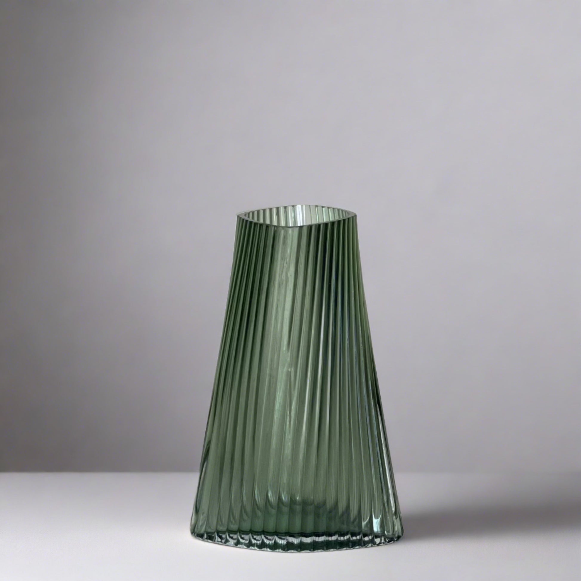 Mangata Green vase (Small)