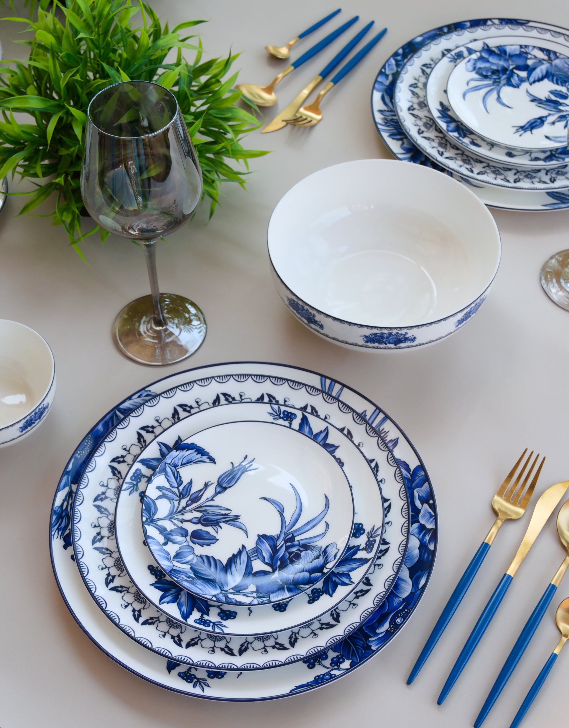 Kheima Blue Paradise Luxury Dinner Set (Set of 27 pcs) - The Decor Circle