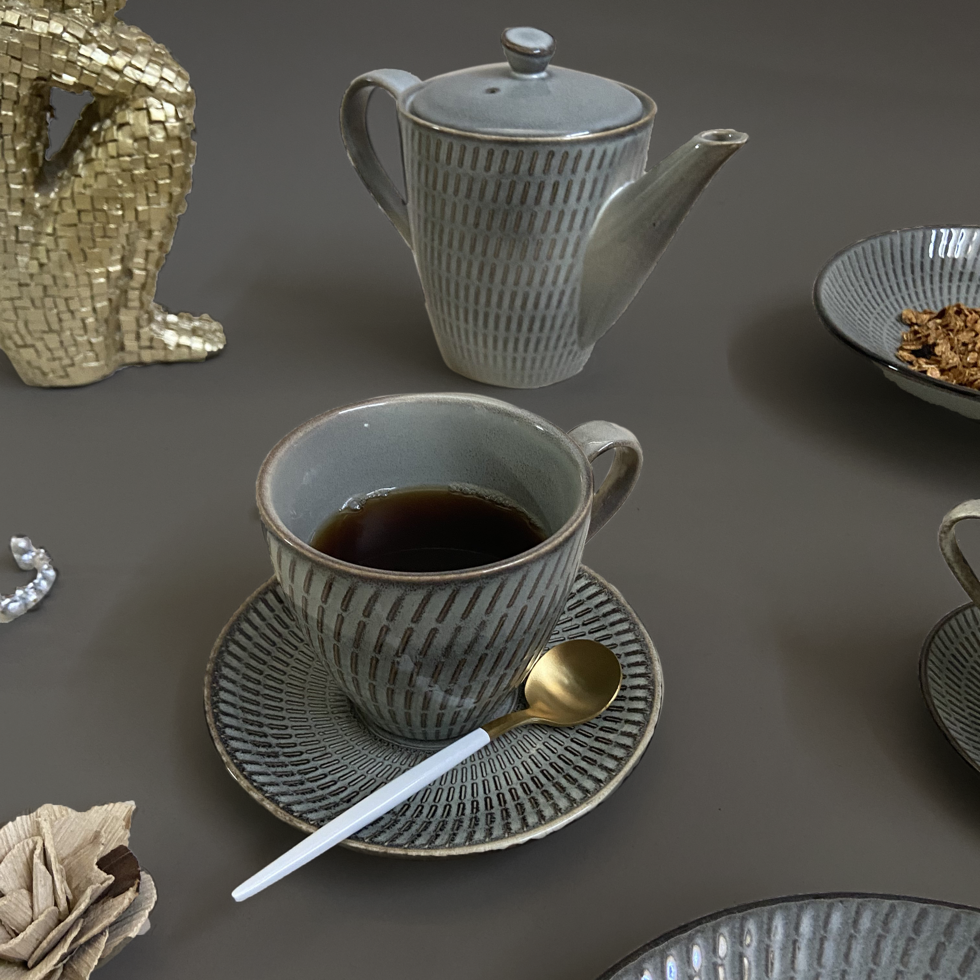 Grey Mangata Luxury Tea/Coffee Set