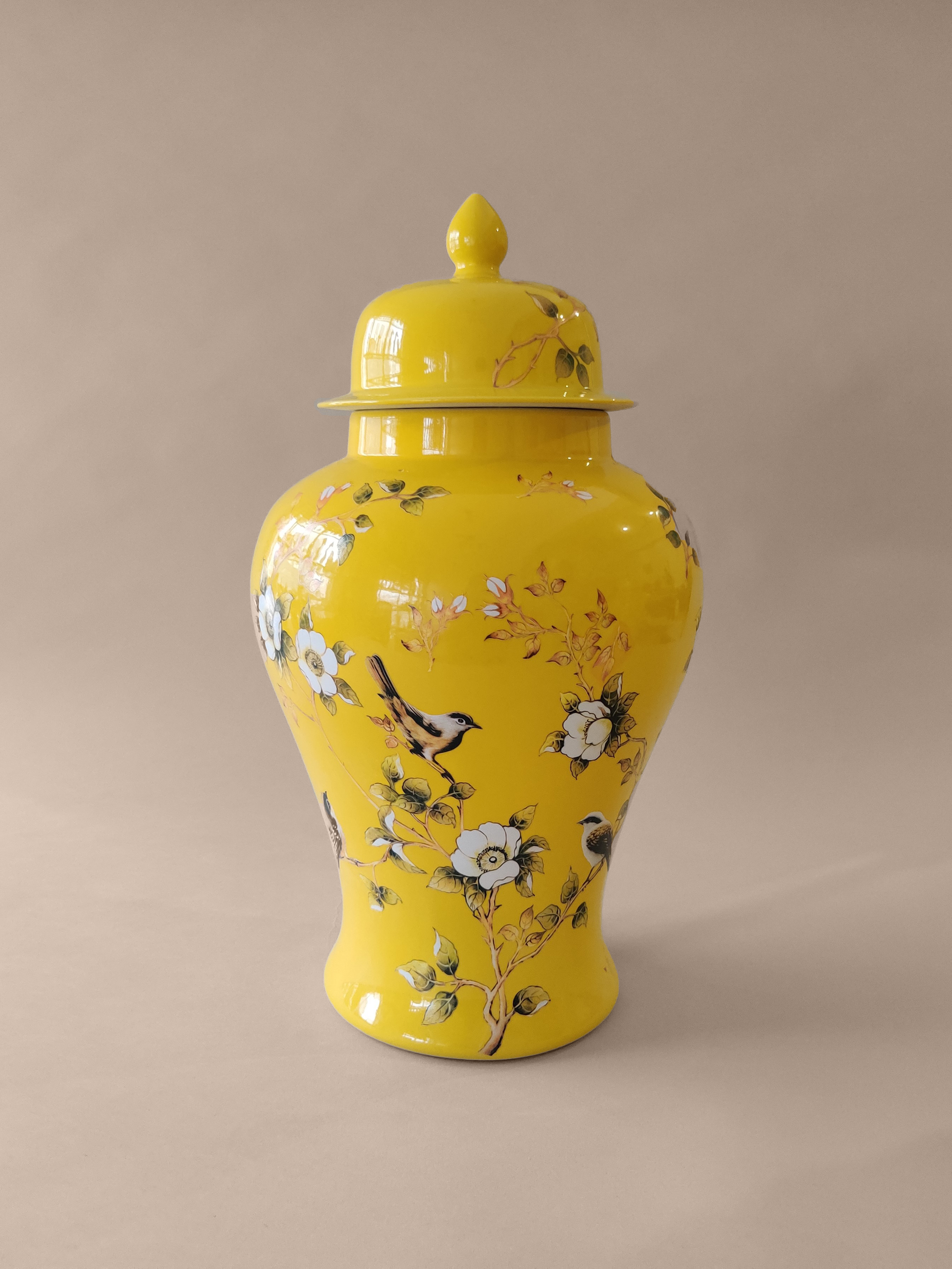 Luxury Yellow Porcelain Decorative Jars (Large)