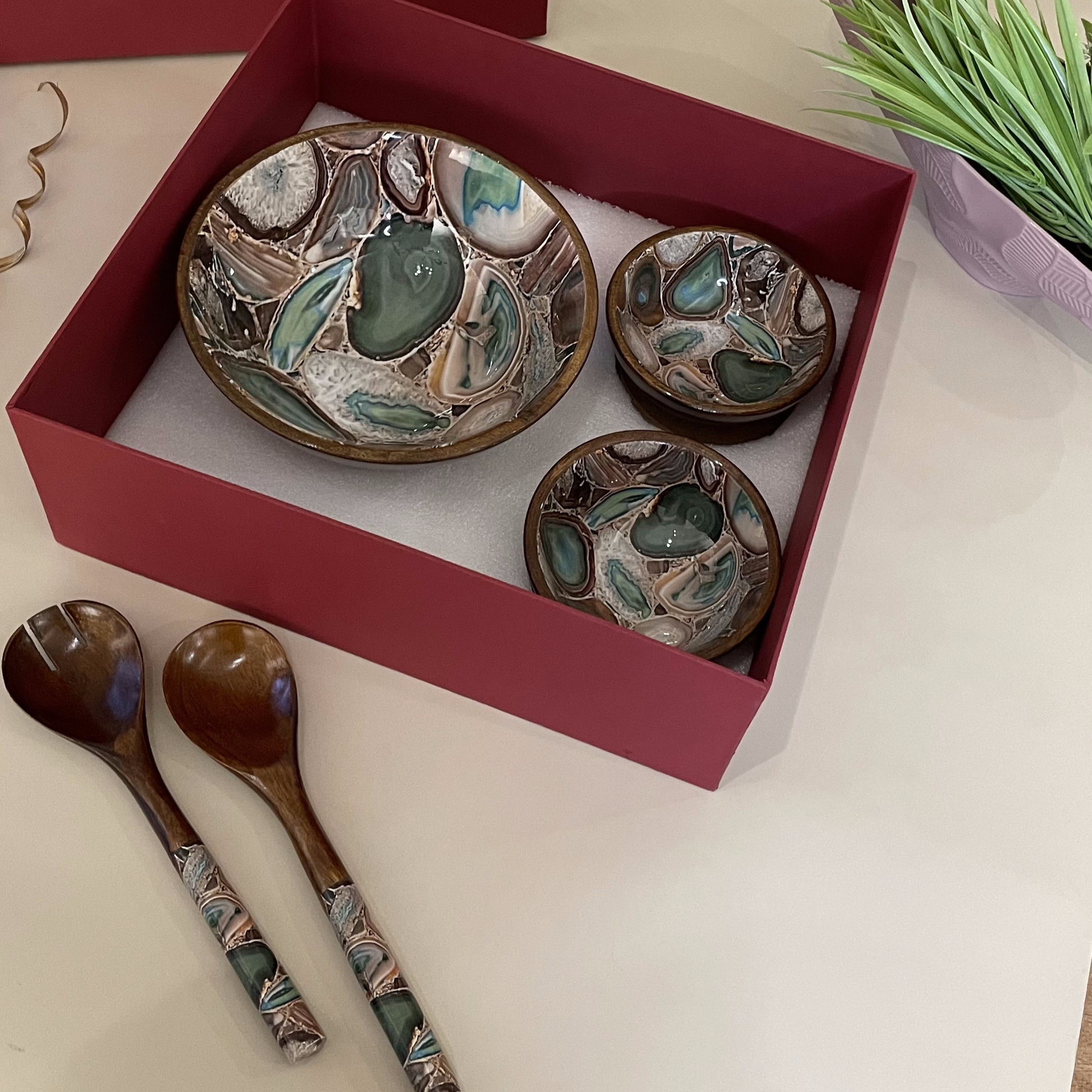 Agate Wooden Salad Bowl Gift hamper