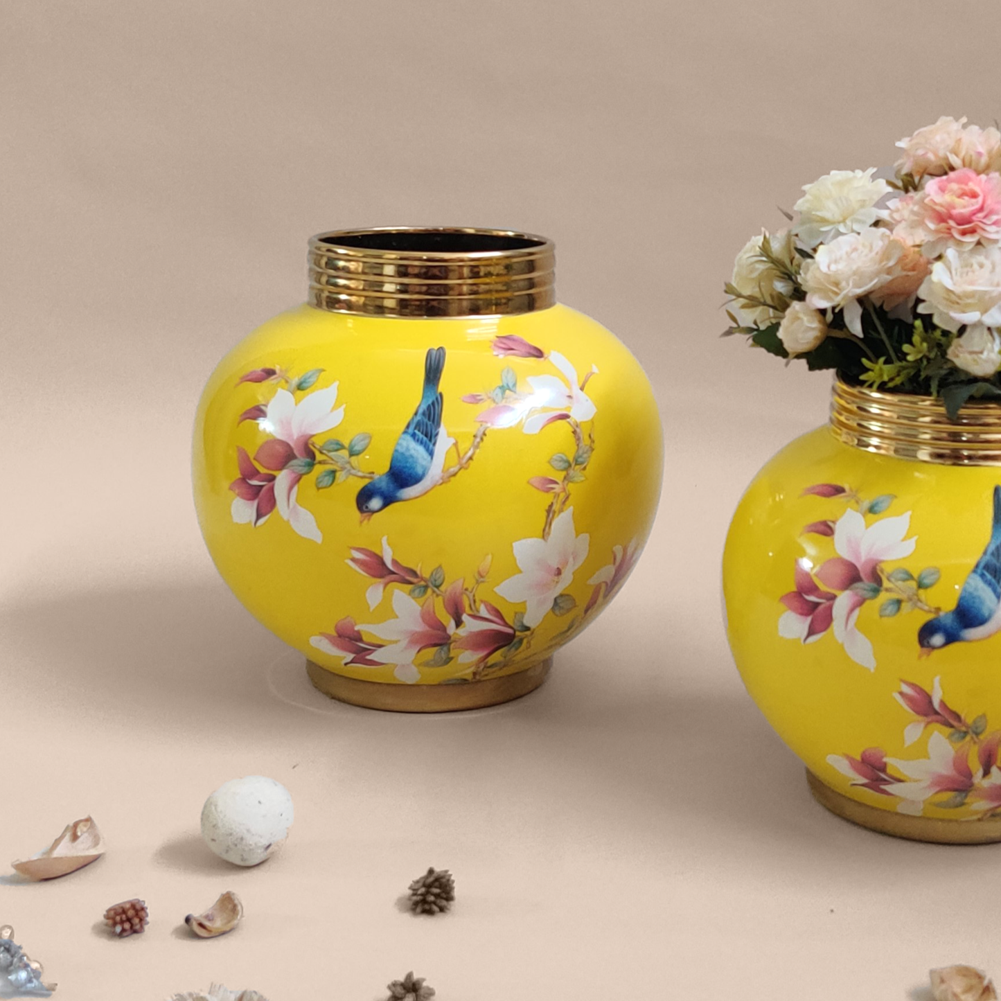 Luxury Porcelain Yellow Vase (Large)