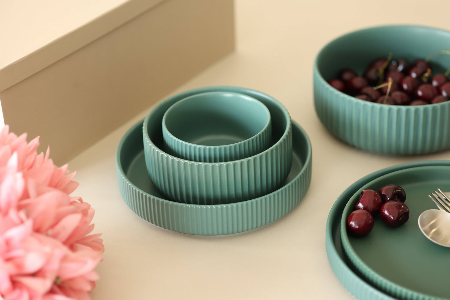 Apricus Green Multipurpose Serving Bowl