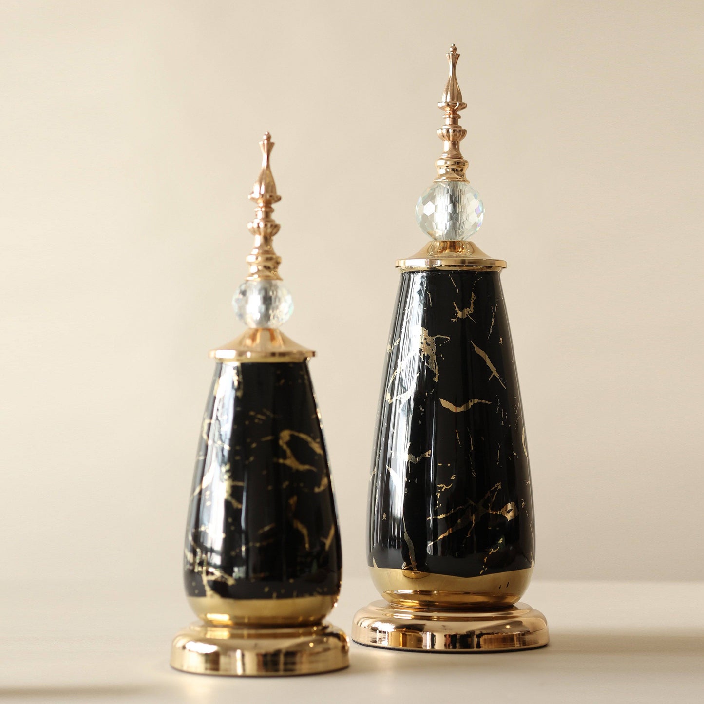 Gold Black Antique Decor Showpiece (Set of 2)