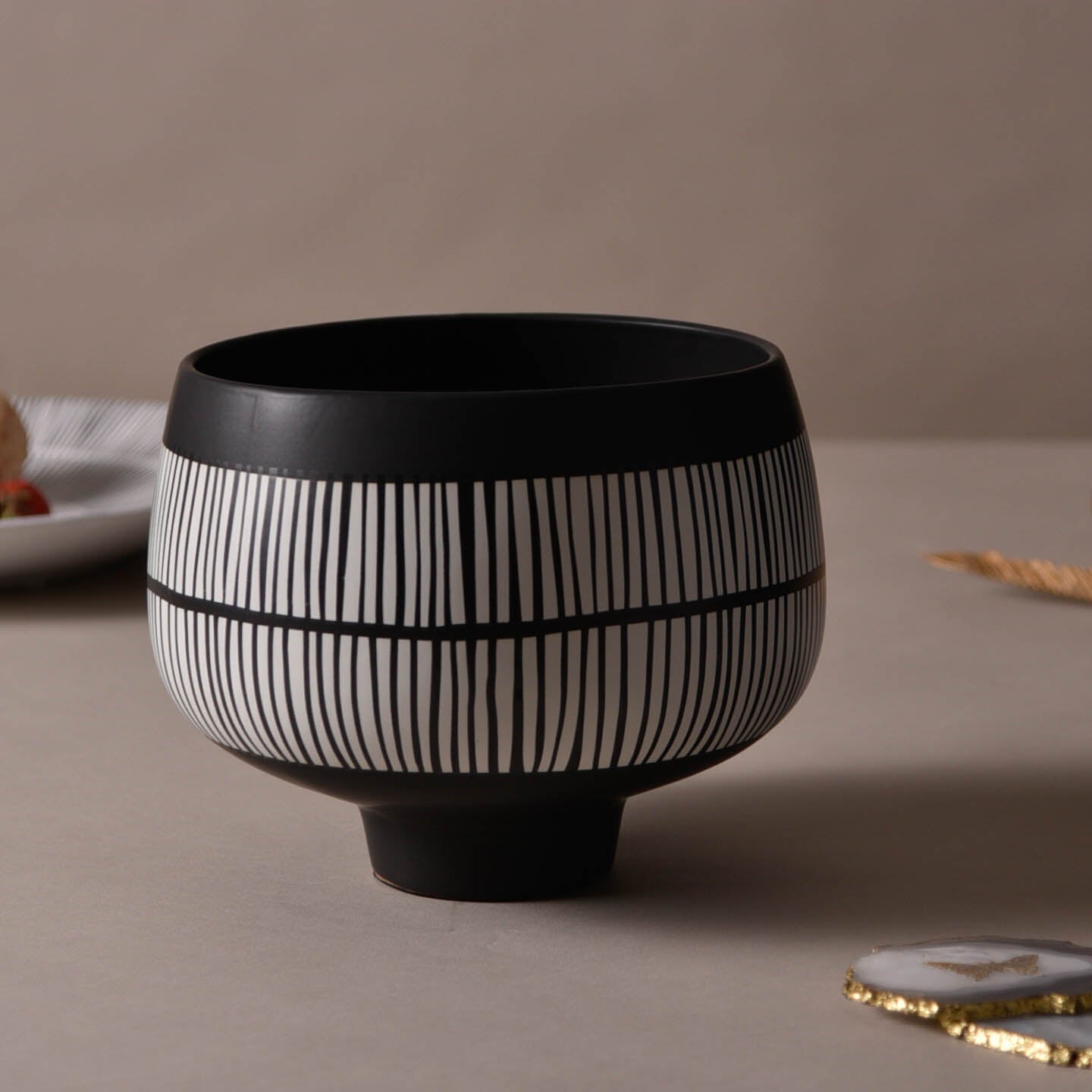 Black Table Decor Vase
