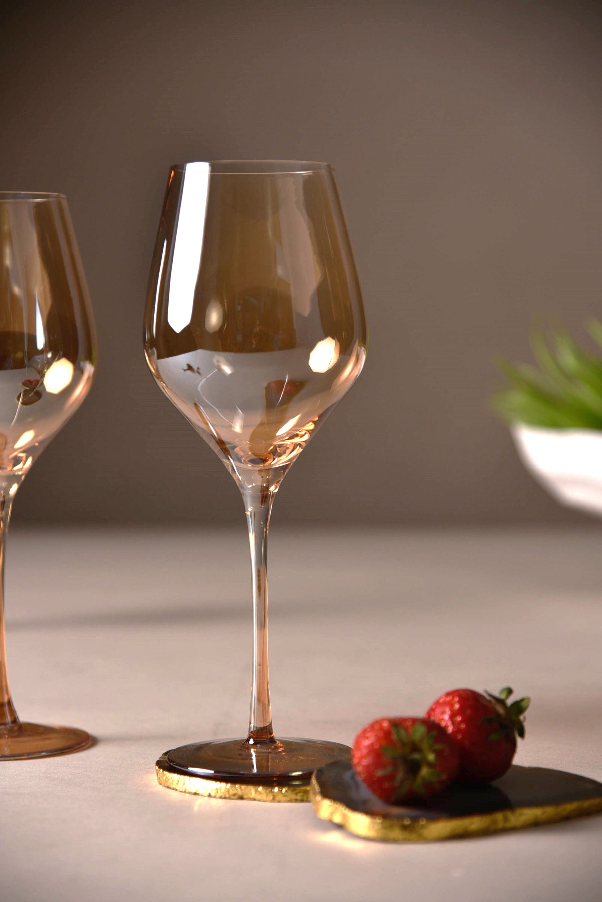 Barware Amber Grande Wine Glasses (Set of 2/Set of 6)