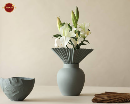 Sweven Decorative Flower Grey Vase