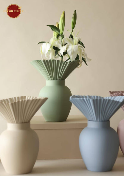 Sweven Green Decorative Flower vase