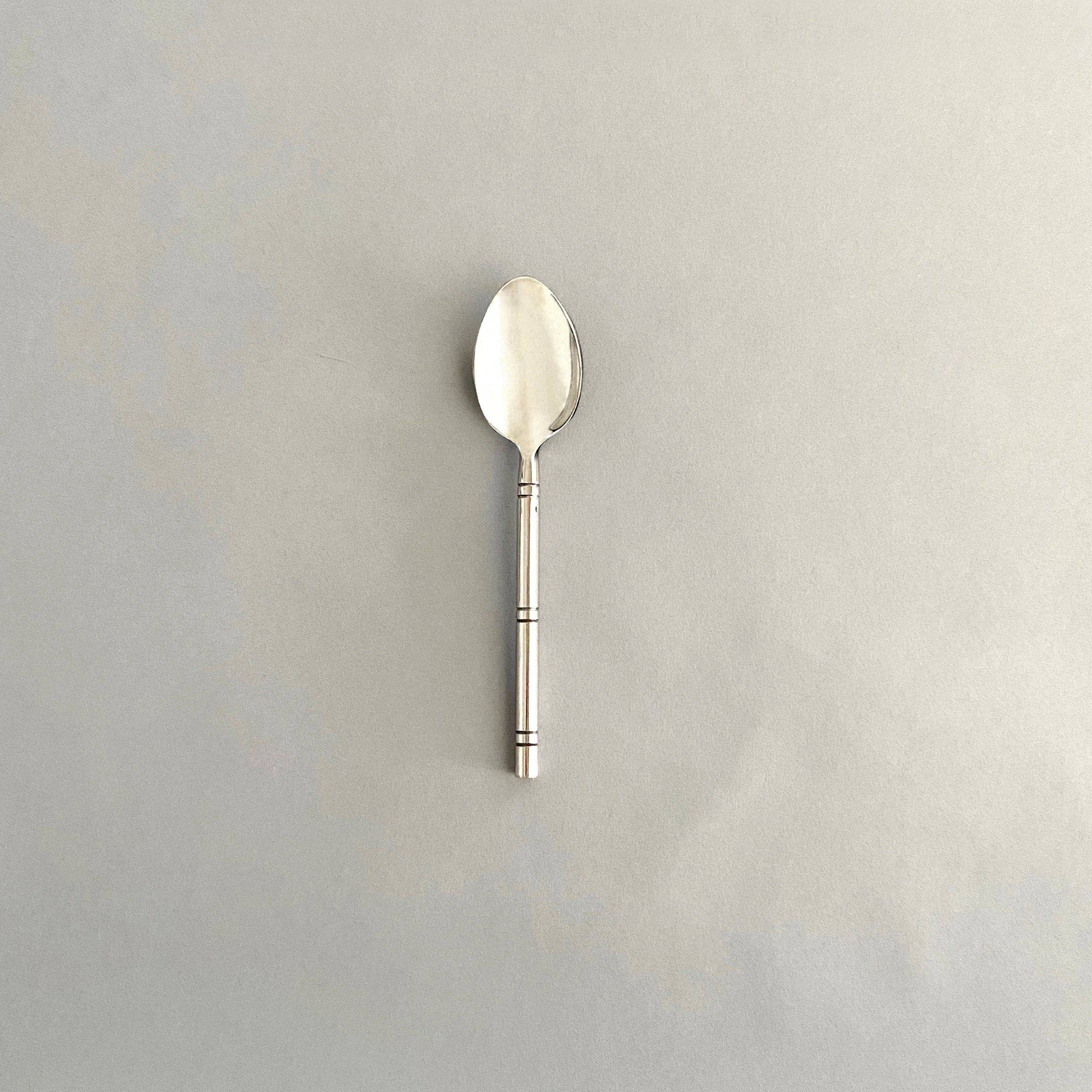 Modern Glossy Dessert spoon set of 4 - The Decor Circle