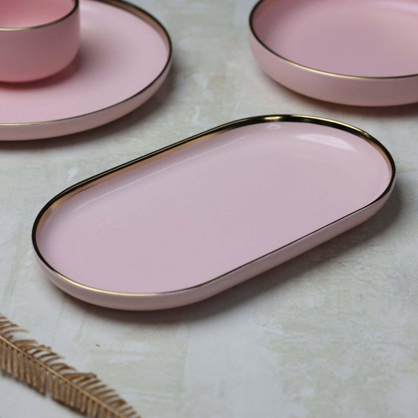 Beatus Ceramic Oval Starter Pink Platter - The Decor Circle