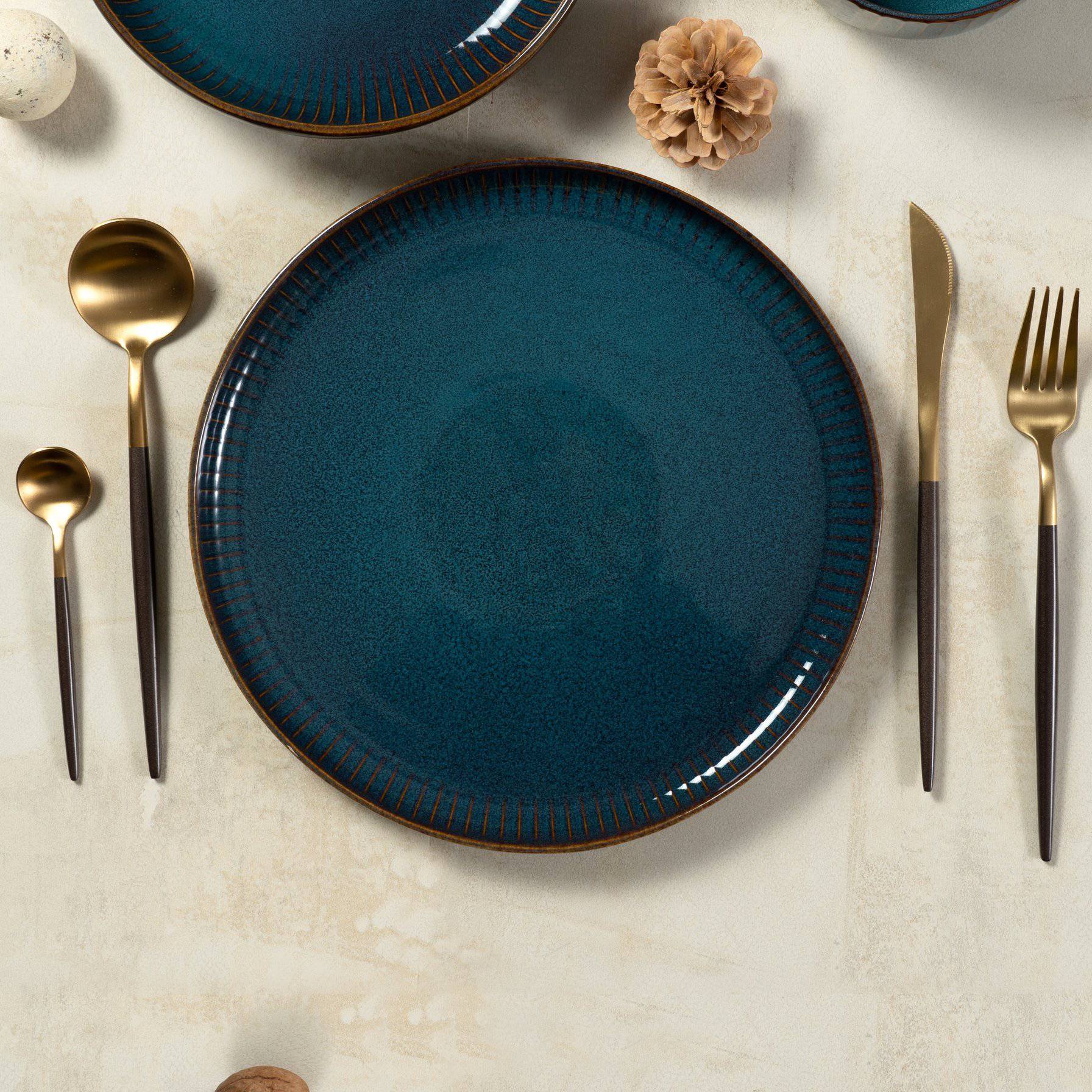 Dinnerware Emerald Viridis Deep Dish Dinner Plate - The Decor Circle