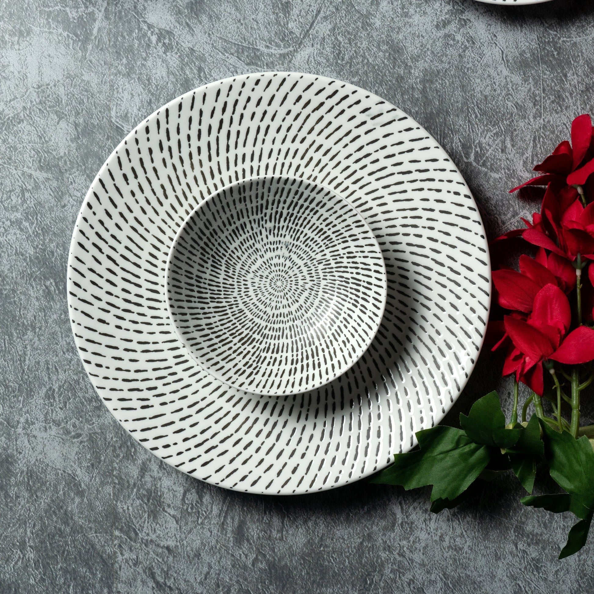 Tableware Mangata Modern White/Black Ceramic Bowl - The Decor Circle