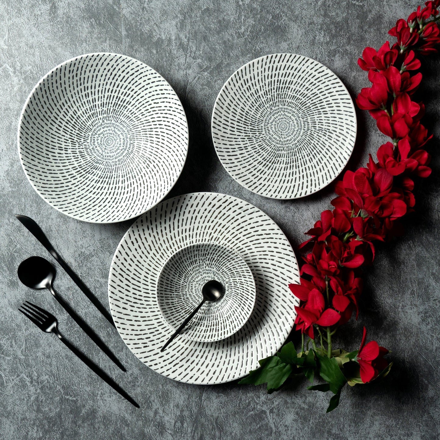Tableware Mangata Modern White Plate - The Decor Circle