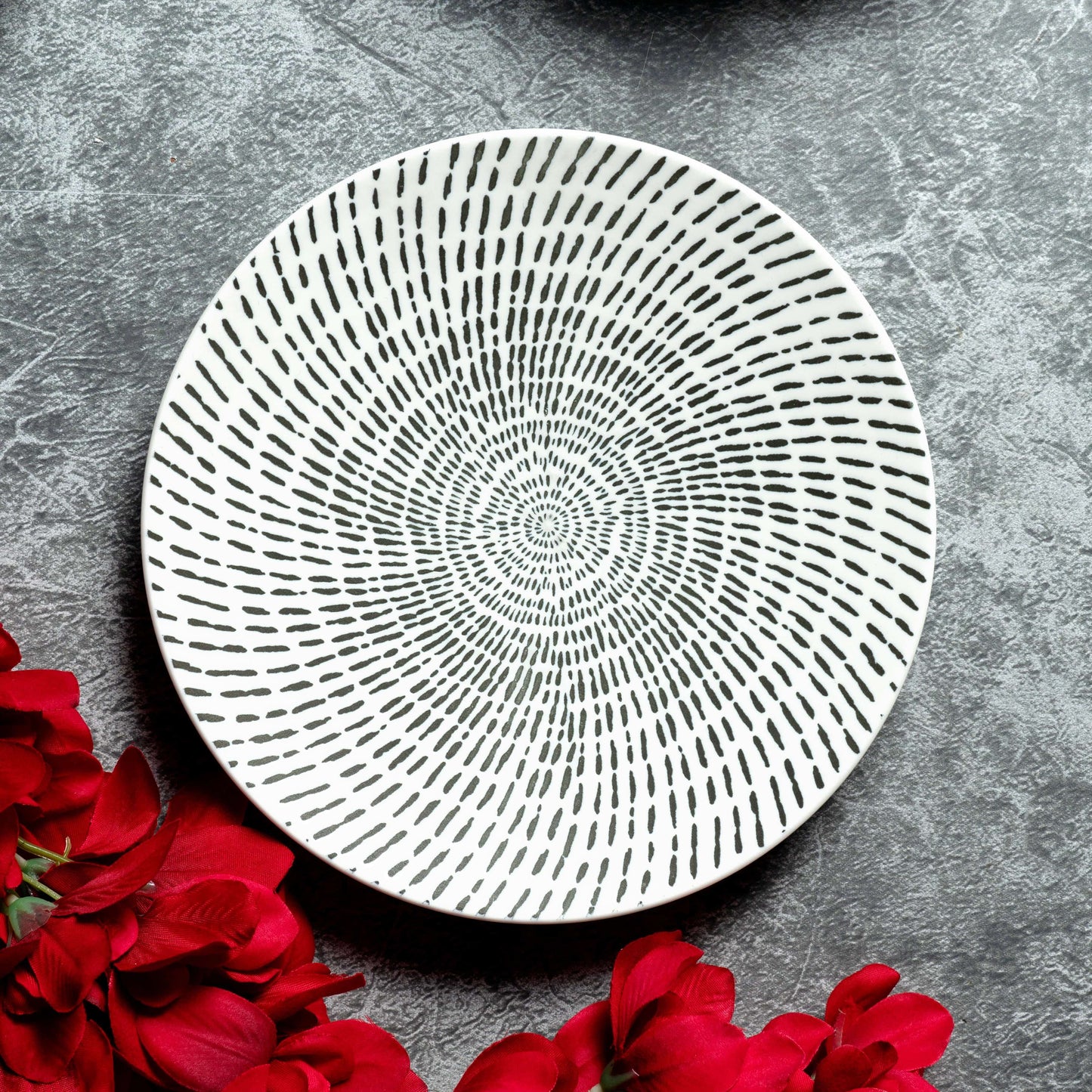 Tableware Mangata White Luxury Dinnerset (Set of 14 pcs) - The Decor Circle