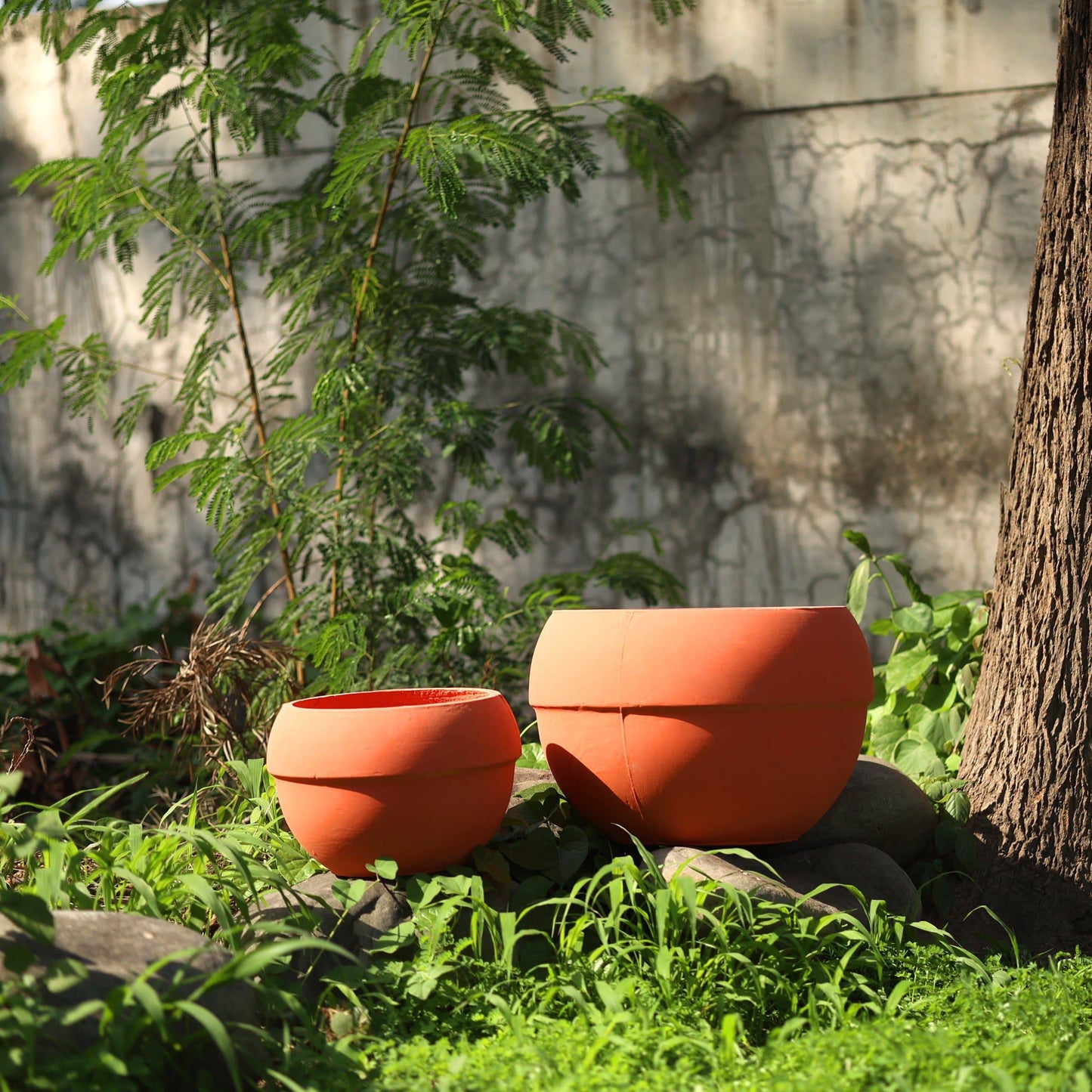 Garden Concrete Terracotta Round Planter - The Decor Circle