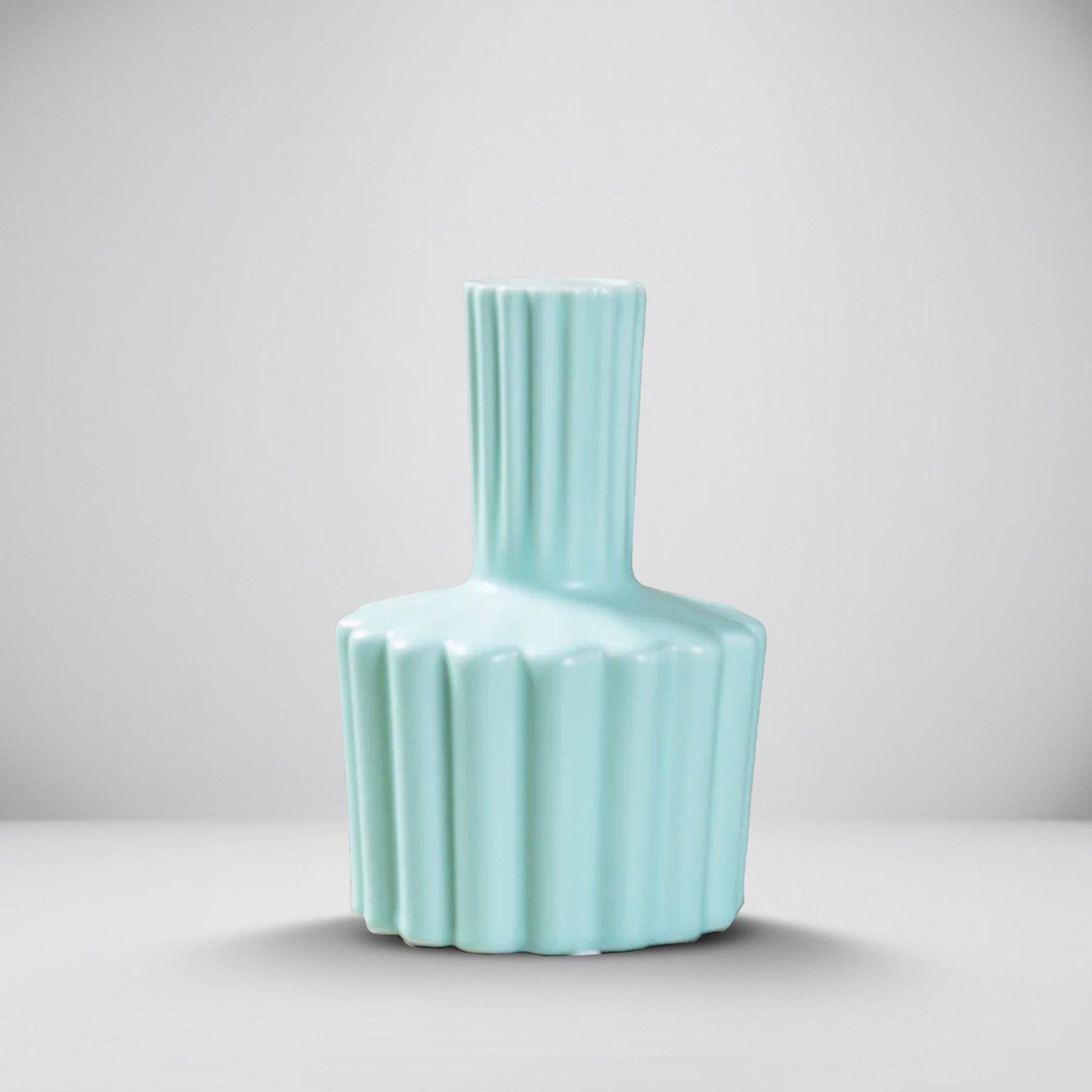 Decor ceramic blue vase - The Decor Circle